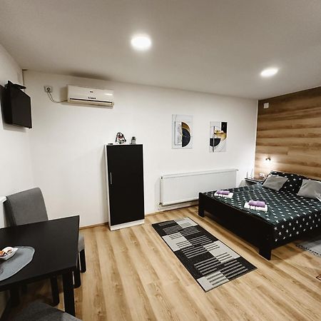Apartament S. A. L. 2 Zrenjanin Zewnętrze zdjęcie